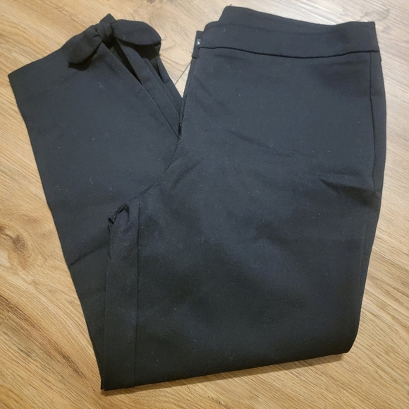 Women's Black Jone Studio Straight Leg Slacks Sz 10 - Picture 1 of 9